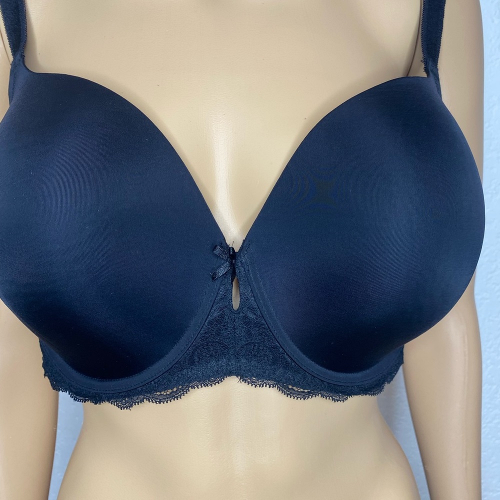 Torrid Womens Perfect T-Shirt Bra Black Size 38 DDD Lightly Lined Underwire NWOT - Picture 3 of 8